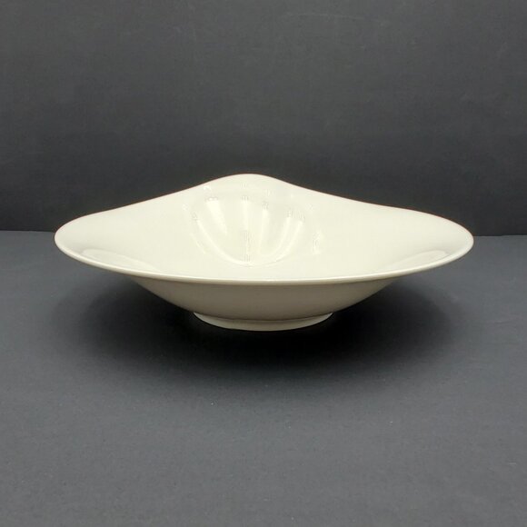 Villeroy & Boch Affinity Pasta Salad Bowl 10" White Porcelain Serving Bowl - Picture 4 of 10
